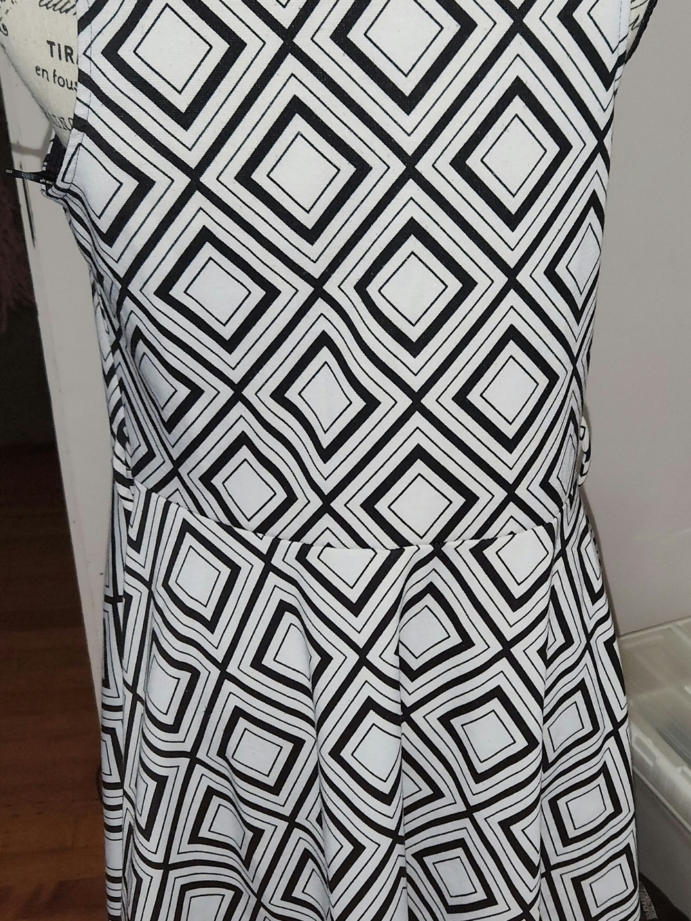 Connection 18 L Black & White Geo Fit & Flare Dress - Picture 3 of 6